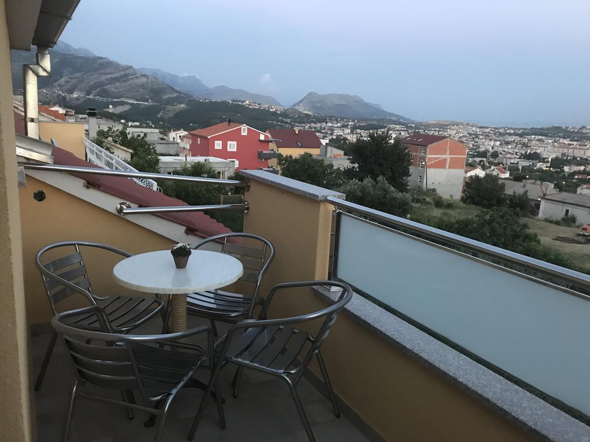 Apartman Mig Solin Exteriér fotografie