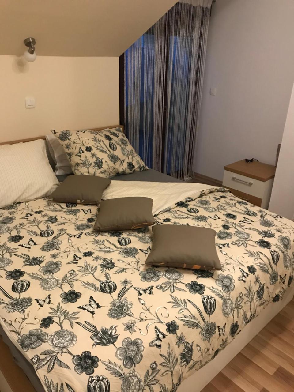 Apartman Mig Solin Exteriér fotografie